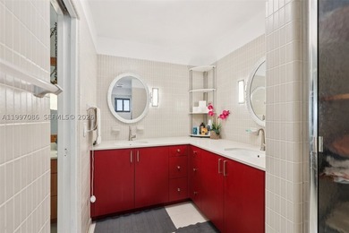 Beautifully updated 3-bedroom, 3-bath home located in the - photo 27