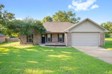 Lake Holbrook Home Sale Pending in Mineola Texas