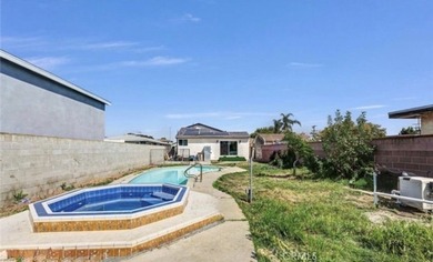 Welcome to this beautifully updated 5-bedroom, 4-bathroom home - photo 36