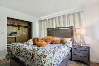 Beautifully updated 3-bedroom, 3-bath home located in the - photo 43
