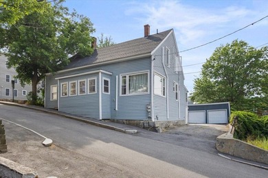 This updated duplex offers a solid opportunity for both - photo 1