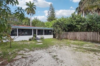 Beautifully updated 3-bedroom, 3-bath home located in the - photo 53