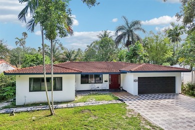 Beautifully updated 3-bedroom, 3-bath home located in the - photo 55