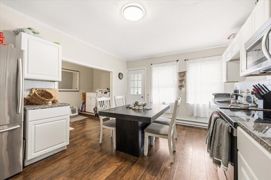 This updated duplex offers a solid opportunity for both - photo 8