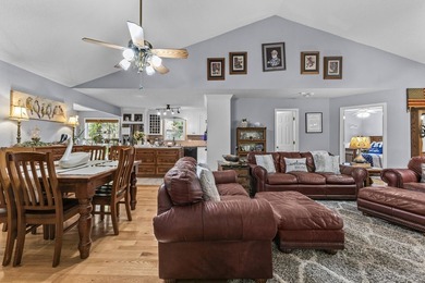 ONE LEVEL RANCH IN EXCELLENT CONDITION IN AWESOME LAKE - photo 5