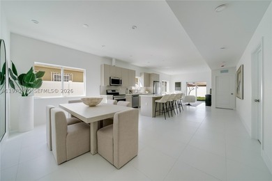 Turn this brand-new luxury single-family residence into your own - photo 3