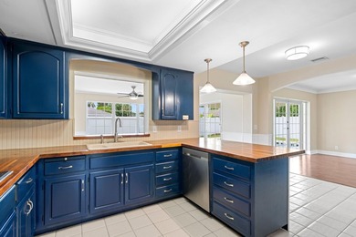 ABSOLUTELY GORGEOUS SINGLE STORY HOME | PRIME EAST BOCA RATON - photo 12