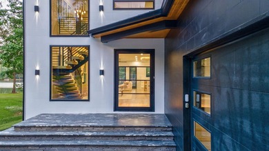 Stunning Modern Lakefront New Construction | 150 Ft of Lake - photo 6