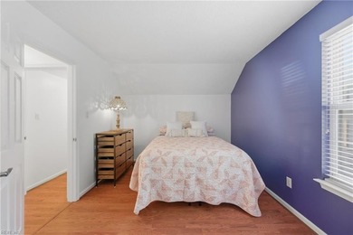 Nestled on a quiet cul-de-sac, this spacious 4-bedroom, 2.5-bath - photo 19