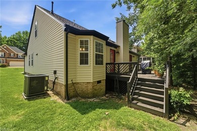 Nestled on a quiet cul-de-sac, this spacious 4-bedroom, 2.5-bath - photo 24