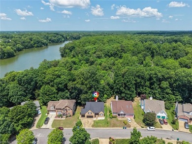 Nestled on a quiet cul-de-sac, this spacious 4-bedroom, 2.5-bath - photo 25