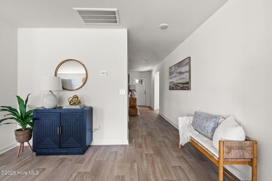 The thoughtfully designed Autumn II floorplan offers comfort - photo 4