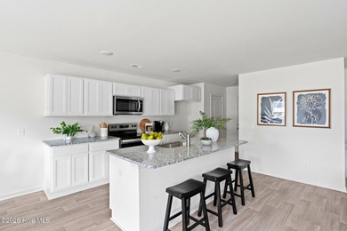The thoughtfully designed Autumn II floorplan offers comfort - photo 10