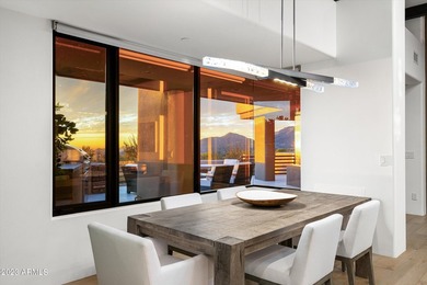 This exquisitely remodeled Apache Cottage captures the essence - photo 12