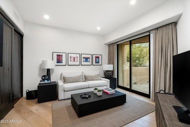 This exquisitely remodeled Apache Cottage captures the essence - photo 14