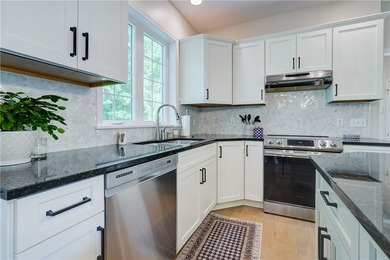 Welcome home to this beautifully updated Colonial, ideally - photo 14