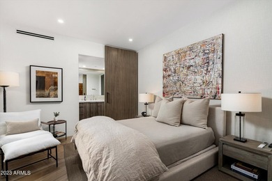 This exquisitely remodeled Apache Cottage captures the essence - photo 16