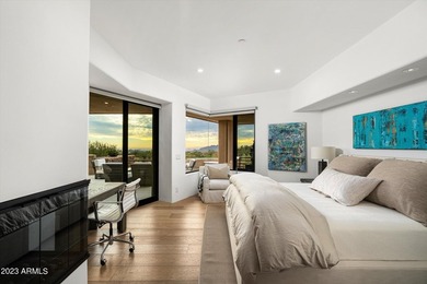This exquisitely remodeled Apache Cottage captures the essence - photo 20
