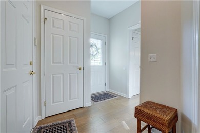 Welcome home to this beautifully updated Colonial, ideally - photo 20