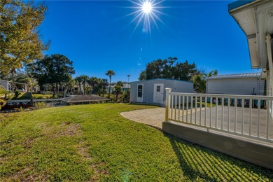Enjoy true WATERFRONT living in this NEWLY REMODELED - photo 20