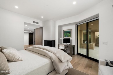 This exquisitely remodeled Apache Cottage captures the essence - photo 21