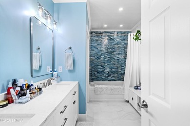 Beautifully maintained home in the heart of Battery Point - photo 22