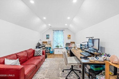 Beautifully maintained home in the heart of Battery Point - photo 24