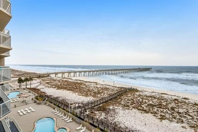 Beautiful three-bedroom, three-bath corner-unit condo with - photo 27