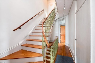 Built in 1898 by Danish engineers, this impressive Ghent home - photo 29