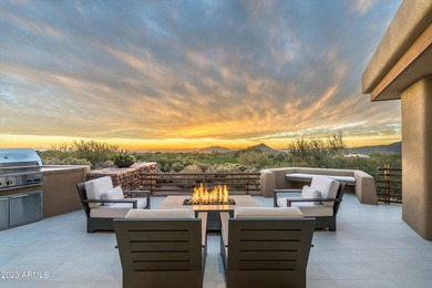 This exquisitely remodeled Apache Cottage captures the essence - photo 30