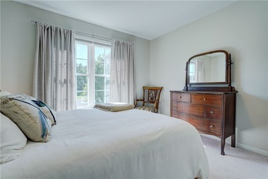 Welcome home to this beautifully updated Colonial, ideally - photo 32