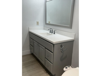 Beautiful Lake & Fountain View, 2 Bed / 2 Bath, Substantially - photo 39