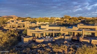 This exquisitely remodeled Apache Cottage captures the essence - photo 40