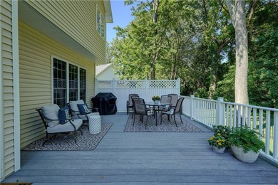 Welcome home to this beautifully updated Colonial, ideally - photo 43