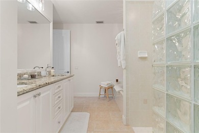 MOVE-IN READY, 1ST FLOOR TARPON COVE CONDO W/2-CAR GARAGE & POND - photo 44