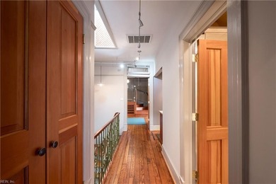 Built in 1898 by Danish engineers, this impressive Ghent home - photo 47