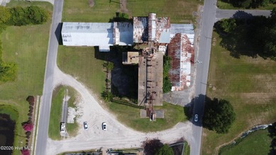 Own a piece of Elizabeth City's history with the Carolina Feed - photo 9