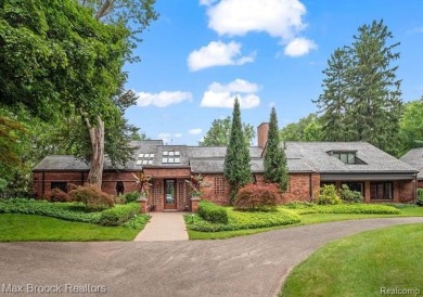 Lower Long Lake Home For Sale in Bloomfield Hills Michigan