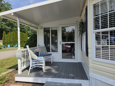 Absolutely beautiful Summer Home in highly sought after Resort! - photo 3