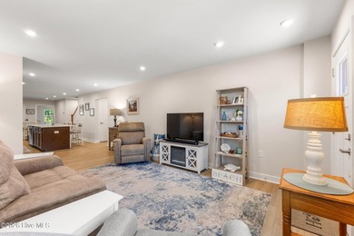 MOTIVATED SELLERS--PRICED TO SELL! Don't miss this move-in-ready - photo 8