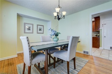 Welcome to this delightful 3 bedroom 1.5 bath Colonial offering - photo 11