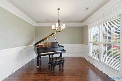 **10k towards buyers closing costs with acceptable offer**Rare - photo 11
