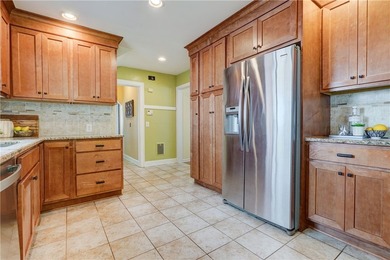 Welcome to this delightful 3 bedroom 1.5 bath Colonial offering - photo 14