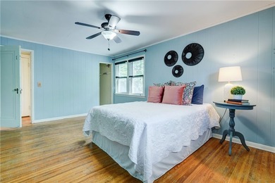 Welcome to this delightful 3 bedroom 1.5 bath Colonial offering - photo 20
