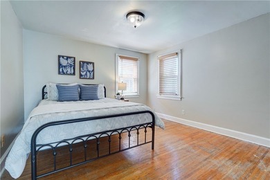 Welcome to this delightful 3 bedroom 1.5 bath Colonial offering - photo 21