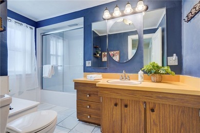 Welcome to this delightful 3 bedroom 1.5 bath Colonial offering - photo 22
