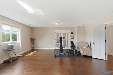 **10k towards buyers closing costs with acceptable offer**Rare - photo 24
