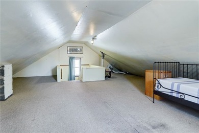 Welcome to this delightful 3 bedroom 1.5 bath Colonial offering - photo 25