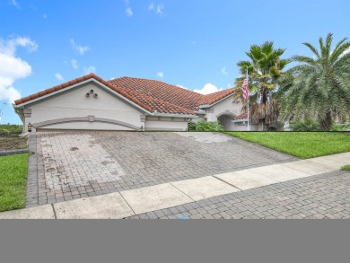 Lake Home For Sale in Kissimmee, Florida