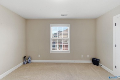 **10k towards buyers closing costs with acceptable offer**Rare - photo 33